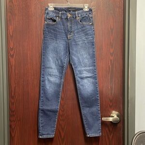 Aeropostale high rise curvy jeggings.